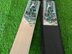 English Willow Cricket bat HS Core 8