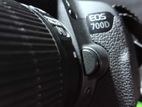 EOS 700D