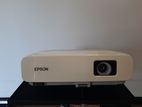 Epson EB-84 Projector