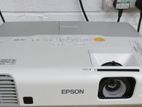Epson EB-935W Lumens 3700 Daylight Projector