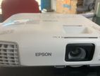 Epson EB-945H Daylight Projector
