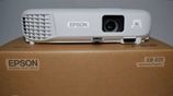 Epson EB-E01 Brand new Daylight Projector