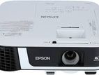 Epson EB – FH52 Multimedia Projector
