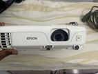 Epson EB-S02 Projector