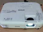 Epson EB-S02 Projector