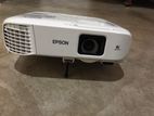 Epson S05 Projector