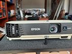 Epson S04 Projector