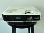 Epson S04 Projector