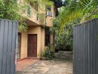 Ethul kotte : 5BR (14.11P) House for Sale near Main Road