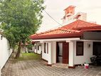 Ethul Kotte Prime Location House for Rent