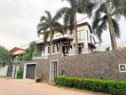 Ethul Kotte Prime Location Luxury House For Sale Pita