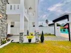Excellent Modern Design 4 Bed Rooms Luxury House For Sale Negombo