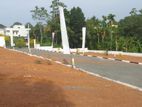 Exclusive Gated Community Land In Thalawathugoda Hokandara