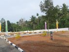 EXCLUSIVE Land for sale THALAWATHUGODA Hokandara-Vidyala junction.