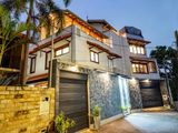 Exclusive Luxurious House for Sale Nugegoda