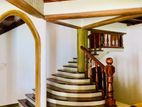 Extravagant British colonial villa/house for sale in Negombo