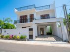 Family House in Peaceful Makandana – 8 Perches