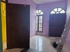 first floor 2BR house for rent in dehiwala samagi mawata off kawdana