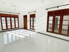 First Floor for Rent at Mount Lavinia - 𝐌𝐑𝐄 𝟓𝟐