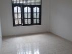 First floor house for rent in mount Lavinia