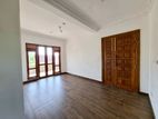 First Floor House for Rent in Thalawathugoda Road, Kotte