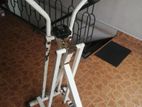 Fit and fold strider