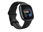 Fitbit Versa 4 - Black/Graphite Aluminum