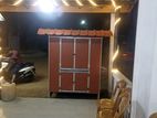 Shop Hut