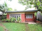 Flat Land with House for Sale in Ratmalana