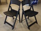 FOLDING CHAIR