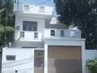 𝐓𝐖𝐎 𝐒𝐓𝐎𝐑𝐄𝐘 𝐇𝐎𝐔𝐒𝐄 for rent in piliyandala