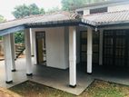 : Spacious 3-Bedroom House in Gelioya, Kandy