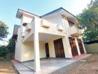 For Rent: Spacious 4-Bedroom House in Piliyandala.