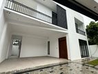 FOR SALE: Brand New 3500 Sq.Ft 3-Storey Executive Residence in Wattala