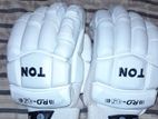 Cricket Gloves