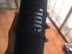 JBL Flip 7 Speakers