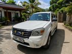 Ford Everest 2011
