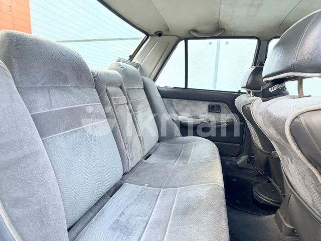 Ford Laser 1988 photo 5