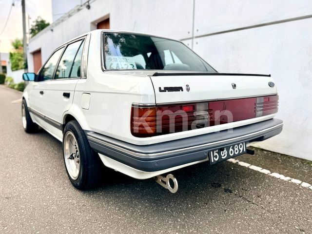 Ford Laser 1988 photo 2