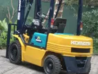 Komatsu FD 25 Forklift