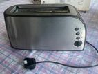Frigidaire Toaster