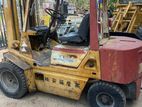 Front swivel TCM 2.5 Ton Forklift with Isuzu Engine