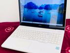 Fujitsu Lifebook AH77/Y