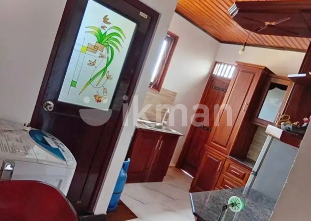 Fully furnished 2 Bedroom upper floor with 1 AC-Pitakotte, Colombo