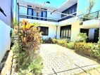 Fully furnished upstair unit for Rent