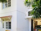 Furnished 04 Bedroom House for Rent in Alwis Place, Colombo 03