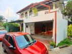 Furnished Beautiful 4 Bed House for Rent Lake Rd, Pelawatta