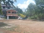 ගාල්ල බද්දේගම පාරෙන් අගනා බිම් කොටස් කිහිපයක්