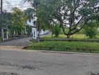 ගාල්ල බද්දෙගම පුධාන පාරට මුහුණලා