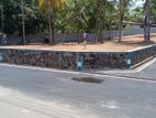 ගාල්ල කරාපිටිය රෝහල පාරෙන් ඉඩමක්